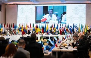 Condenan líderes de América Latina y Europa bombardeos de Trump en el Caribe y el Pacífico