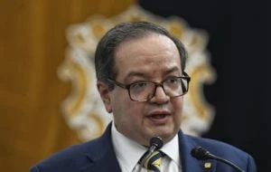 Ataques a la UNAM buscan destituir al rector: Fiscalía de la CDMX