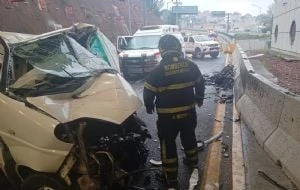 Choque en la Supervía Poniente deja tres muertos y un herido