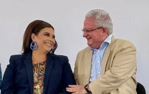 Brugada hace enroque en su gabinete: envía al secretario de Educación como sustituto de Encinas