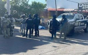 Ejecutan a policía municipal en Culiacán