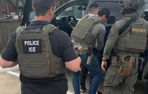 La SRE exige investigar la muerte de un mexicano a manos del ICE en Chicago