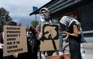 Manifestantes rechazan plan de Brugada contra la gentrificación: “es solo un curita” (Video)