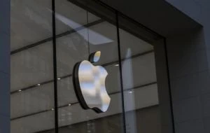 Apple presenta nuevas funciones de IA; prioriza privacidad