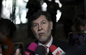 “No es tema”: Noroña evita hablar de su casa; descarta crisis en San Lázaro