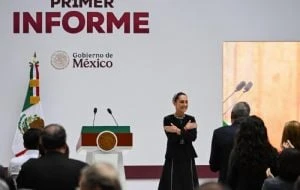 Informe de Sheinbaum destaca acciones de salud, pero evita temas polémicos y exigencias de pacientes