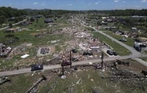 Tornados dejan al menos 27 muertos en Estados Unidos, incluidos 18 en Kentucky