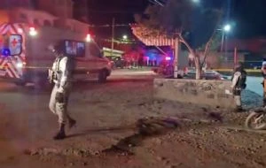 Grupo armado irrumpe en campo de futbol y mata a cuatro personas en Salamanca