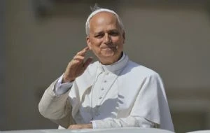 Sheinbaum ratifica invitación al Papa León XIV para que visite México