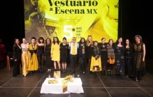El fascinante y complejo mundo de la creación de la ropa en el catálogo “Vestuario a Escena MX”