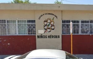 Se intoxican 12 estudiantes de secundaria en Coahuila; desconocen causas