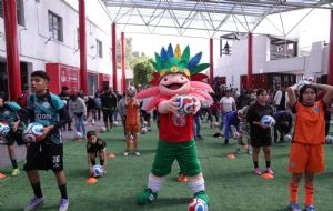 Presentan la mascota de la CDMX para el Mundial de Futbol 2026