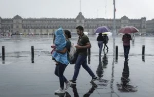 Alerta Naranja y Amarilla por lluvias la tarde-noche del domingo en CDMX