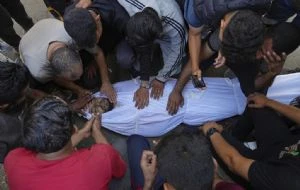 Trump pide acuerdo de alto el fuego sobre guerra en Gaza; surgen señales de avance