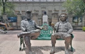 Retiro de esculturas de Fidel Castro y el “Che” Guevara fue irregular: Gobierno de la CDMX