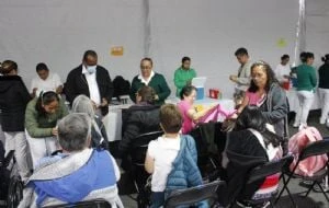 La UNAM suspende megacentro de vacunación por agresión contra su personal