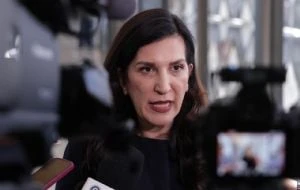 Cámara de Diputados sesionará de forma presencial: Kenia López