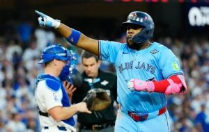 Vlady Jr. dispara jonrón ante Ohtani y Azulejos empatan Serie Mundial con victoria sobre Dodgers