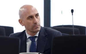 Rubiales le dice a juez que Hermoso le dio consentimiento para beso tras Mundial Femenino 2023