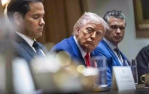 Trump sugiere que la Universidad de Harvard comience a pagar impuestos si no accede a sus pretensiones