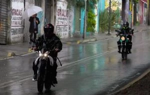 Llega la onda tropical 20 y amenaza un nuevo ciclón esta semana: así lloverá entre lunes y jueves