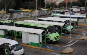 Microbuseros y transportistas de CDMX claman por subsidios: “no basta aumentar tarifas”