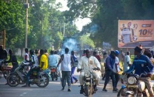 Presidente de Camerún, el presidente más anciano del mundo, es declarado ganador de elecciones