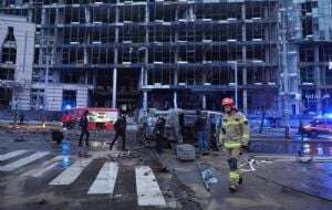 Ataque ruso deja 4 muertos en Kiev; drones ucranianos incendian instalaciones rusas