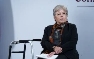 Fallece escolta de Alicia Bárcena en accidente rumbo a Pachuca