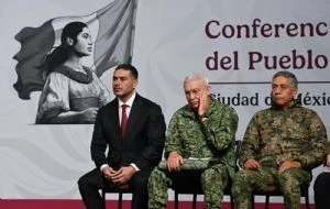 Harfuch descarta vínculo del crimen organizado con escoltas del alcalde de Uruapan