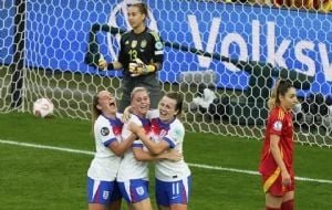 Inglaterra gana la Eurocopa Femenil al vencer 3-1 en penaltis a España