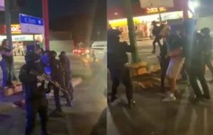 Policías golpean a activistas en protesta por maltrato animal en pleno Grito de Independencia (VIDEO)