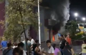 Quema de material electoral y actos vandálicos impiden cómputos en cinco municipios de Veracruz