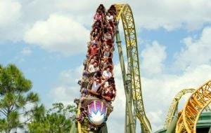 Universal reabrirá la atracción Stardust Racers dos semanas después de la muerte de un hombre