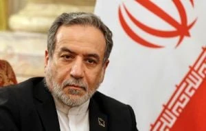 Estados Unidos deportará a cientos de iraníes en medio de crecientes tensiones