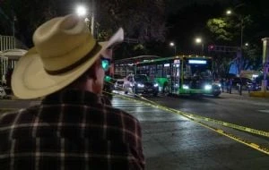 Productores cañeros se movilizan en la CDMX y carreteras; exigen plan emergente