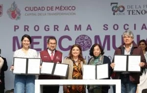 Brugada encabezó segunda entrega de 25 mil vales del programa Mercomuna