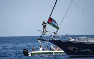 Israel promete impedir que barco de ayuda con Greta Thunberg y otros activistas llegue a Gaza