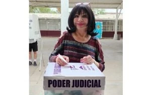 Alcaldesa de Mexicali admite contar con “acordeón”, pero asegura que no lo usó en la elección