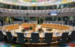 Extrema derecha española pide a la UE considerar terroristas a cárteles mexicanos