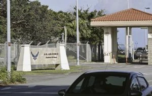 Explosión en base aérea de EU en el sur de Japón hiere a cuatro soldados