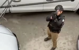 Graban operativo para capturar a presunto capo en Tijuana; también detienen a “influencer” (Video)