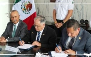 Firman acta para transferir seis aeropuertos del GACM al AICM
