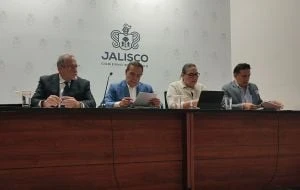 Jalisco prepara inhumación de 800 cuerpos sin identificar