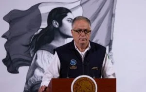 Semar nombra al almirante Juan José Padilla Olmos como director general del AICM