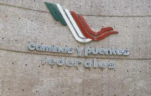 Exfuncionario calderonista ligado a empresas de telepeaje busca recuperar contratos en Capufe