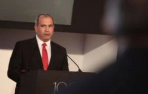Detienen en EU a Carlos Treviño, ex director de Pemex: Sheinbaum