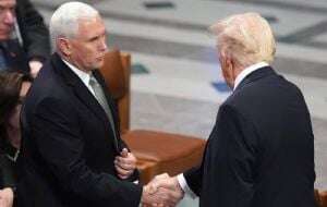 Mike Pence se destaca como uno de los pocos republicanos dispuestos a desafiar a Trump