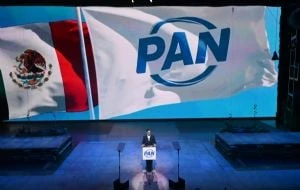 En su relanzamiento, el PAN pone fin a alianzas, abre candidaturas y recurre a frases de AMLO