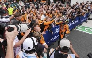 Oscar Piastri gana el GP de Miami y consigue su tercera victoria consecutiva en la F1